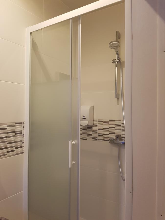 Hotel Bernieres Caen Eksteriør bilde