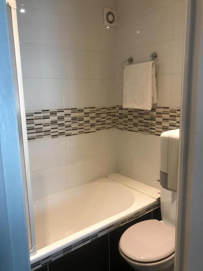 Hotel Bernieres Caen Eksteriør bilde